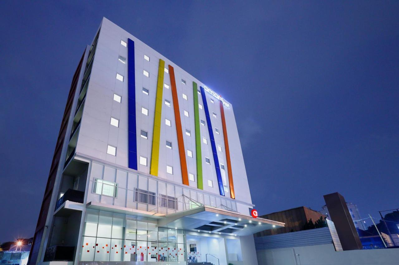 Amaris Hotel Tebet Jakarta Eksteriør bilde